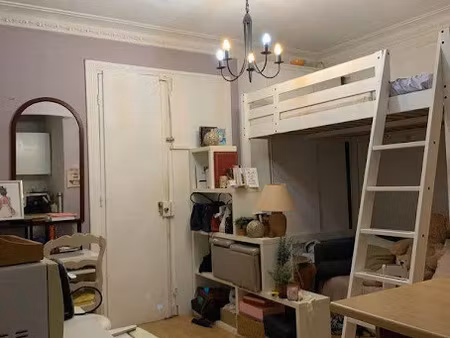 location meublée appartement 2 pièces 19 m² à courbevoie (92400)  720 €