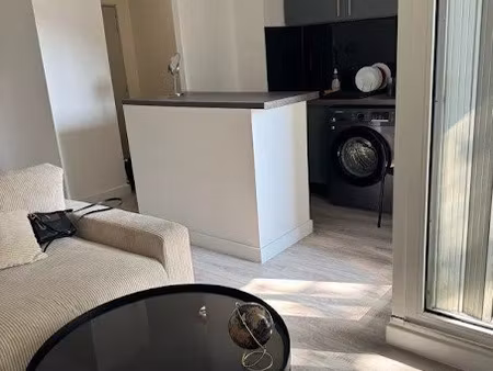 location meublée appartement 2 pièces 45 m² à montpellier (34000)  750 €