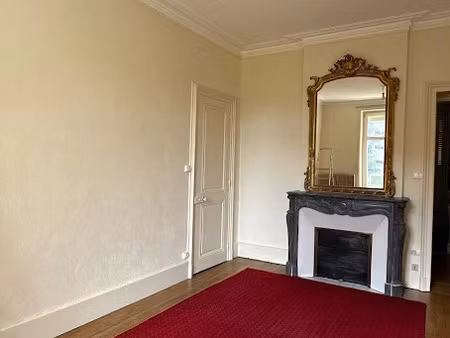 location appartement 4 pièces 110 m² à nancy (54000)  960 €
