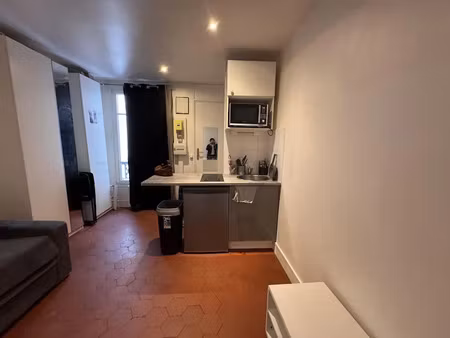 location meublée appartement 1 pièce 16 m² à paris 15ème (75015)  750 €