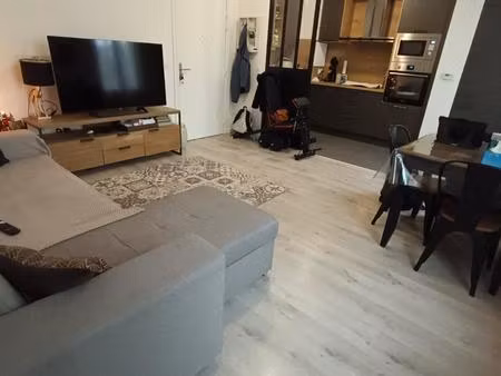 somptueux appartement 2p résidence récente au pied de la gare de pontoise