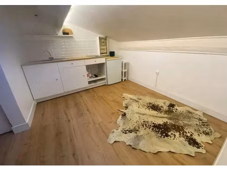 location meublée appartement 1 pièce 17 m² à toulouse (31000)  750 €