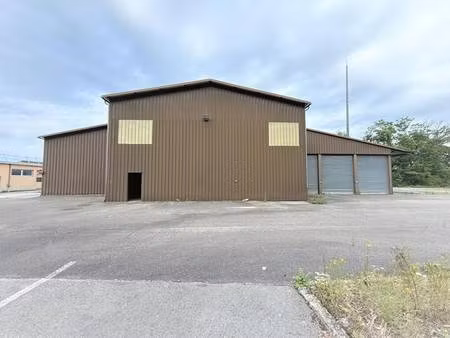 vente local d’activités besancon 25000 940m²