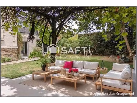belle demeure près du jardin des plantes - 7 pièces - 44000 - nantes