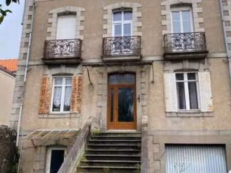 vente maison à nantes (44000) : à vendre / 215m² nantes