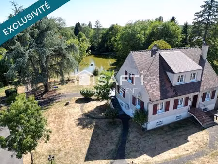 votre havre de paix entre forêt et étang privé à 10 kms de bourges.