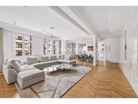 location meublée appartement 6 pièces 243 m² à neuilly-sur-seine (92200)  8 900 €