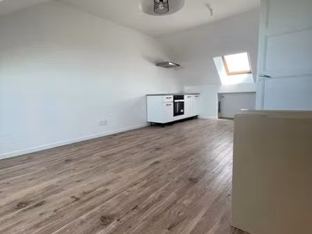 location appartement 2 pièces 38 m² à saumur (49400)  750 €