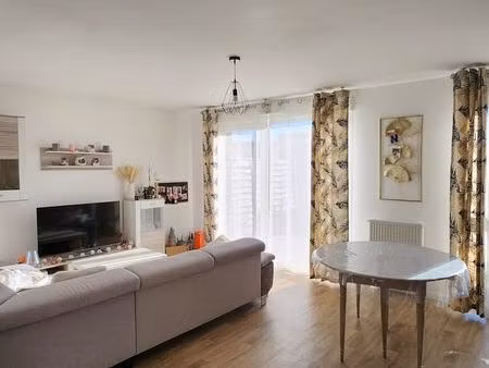 à louer – appartement t2 meublé de 47 m² avec jardin privatif – hérouville-saint-clair