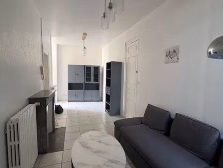 appartement 55 m2 meublé vue sur parc et rivière centre laval