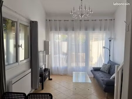 studio meublé