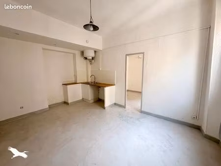 appartement 3 pièces 42 m²