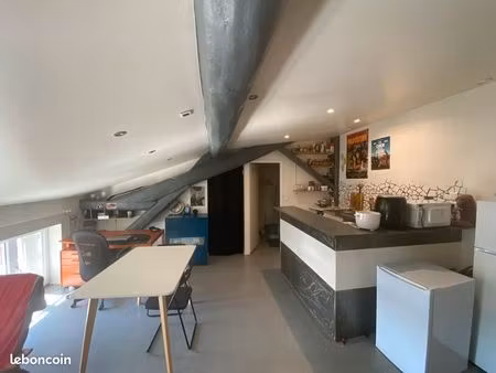 t1 bis 27 m² avec chambre séparée – proche cours fauriel  université jean monnet et centre