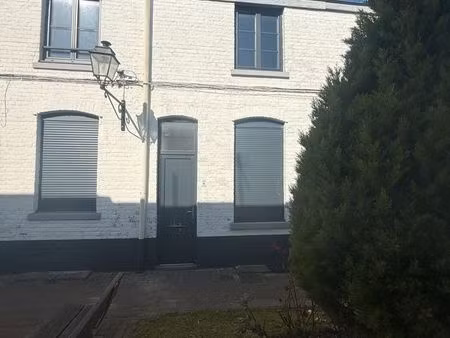 à louer – maison de ville 60 m² entièrement rénovée – quartier blanc-seau à tourcoing