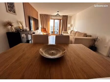 appartement 3 pièces 63 m²