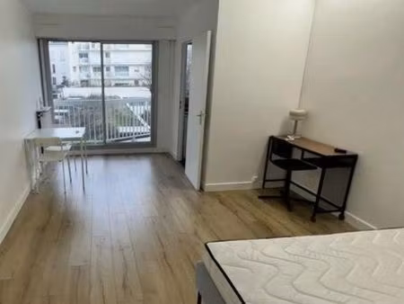 studio 1 pièce 26 m²