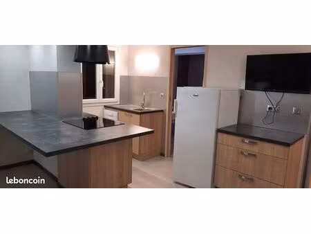 a lire entièrement : 2 pièces  34 m² neuf avec parking  caution visale