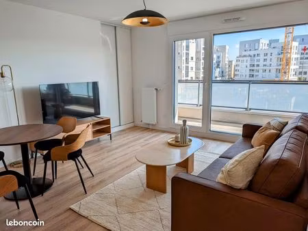 appartement t2 meublé récent avec grand balcon – colombes