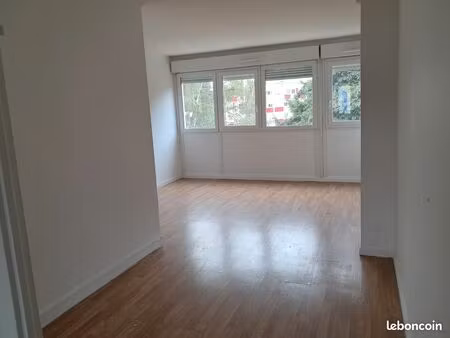 t4 a louer gonesse