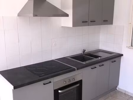 t2 istres rassuen rdv avec jardin