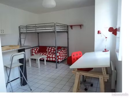studio meuble