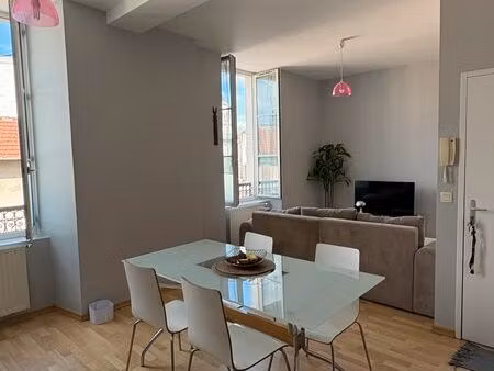 superbe t2 très lumineux de 40 m2