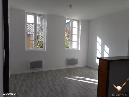 studio 1 pièce 27 m²