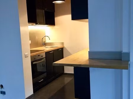 f2 récent avec jardin
