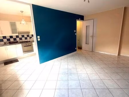 à louer - bel appartement f3 à toul