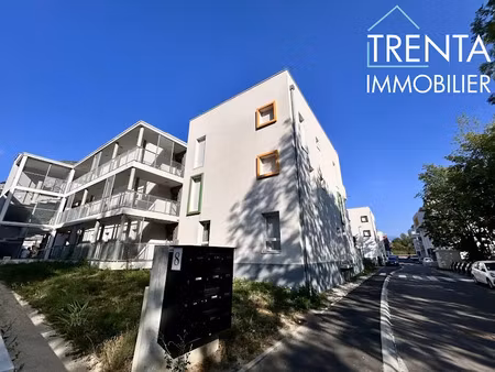 location appartement 3 pièces 67.6 m² à saint-egreve (38120)  870 €
