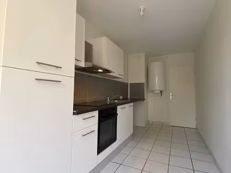 location appartement 3 pièces 66 m² à toulouse (31000)  890 €