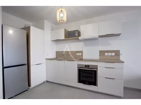 location appartement 2 pièces 39.71 m² à annecy (74000)  910 €