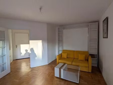 location meublée appartement 1 pièce 30 m² à clichy (92110)  1 100 €