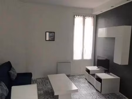 location meublée appartement 2 pièces 34 m² à suresnes (92150)  1 060 €