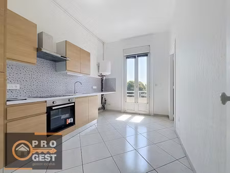location appartement 3 pièces 86.81 m² à montpellier (34000)  1 100 €