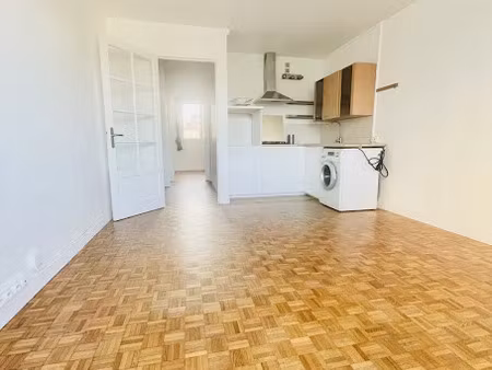 location appartement 2 pièces 35.1 m² à vanves (92170)  1 028 €