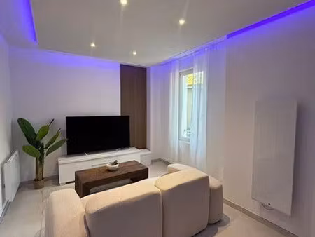 location meublée appartement 2 pièces 41.07 m² à gex (01170)  1 425 €