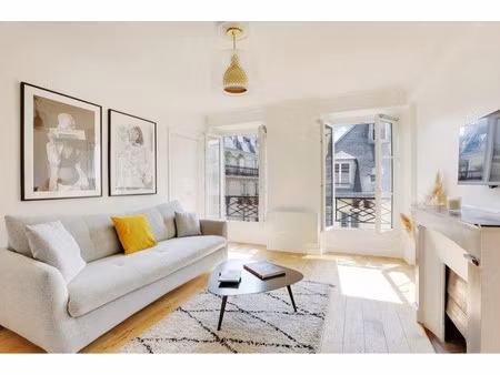 location meublée appartement 1 pièce 25 m² à paris 3ème (75003)  1 600 €