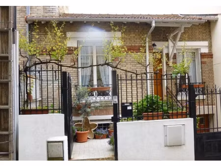 location maison 4 pièces 65 m² à clamart (92140)  1 650 €