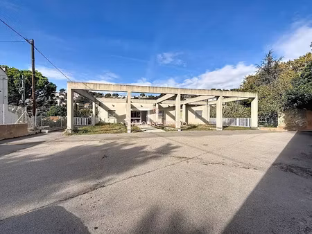 location meublée immeuble 10 pièces 408 m² à marseille 15ème (13015)  5 000 €