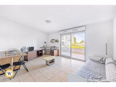 cannes la bocca – grand studio avec terrasse sans vis-à-vis - garage en sus