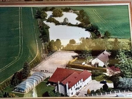 saint escobille. propriete avec une maison à vendre 8 pièces. garage et un etang. 20 mn de