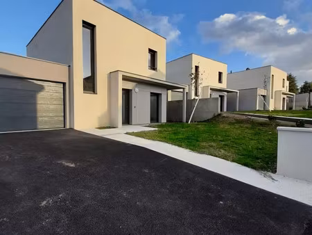 saint-bonnet-les-oules – villa neuve duplex t4 (112 m²) aux p