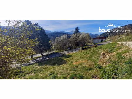 terrain à bâtir