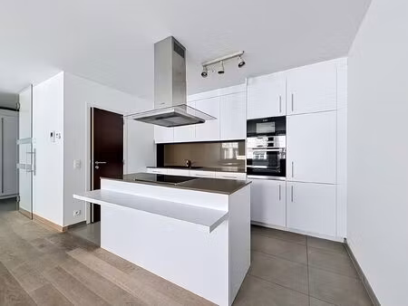 appartement à louer avec 2 chambres   ixelles (vbe49297)