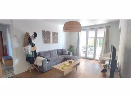 location appartement 3 pièces 60 m² à tarbes (65000)  680 €