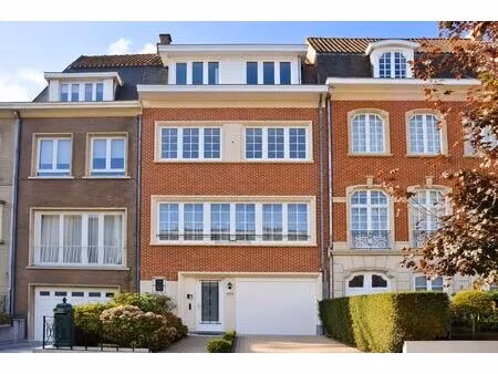 maison à louer avec garage et terrasse   ixelles (vbe49303)