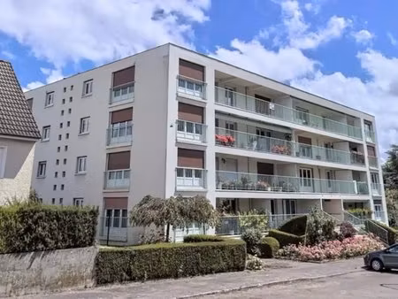 auxerre - bel appartement 5 pièces avec balcon et double garage