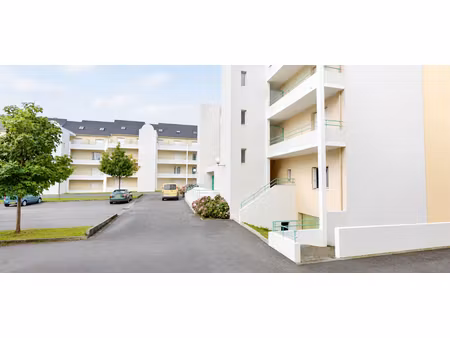 appartement studio avec locataire en place  à vendre à brest - quartier croix rouge - euro