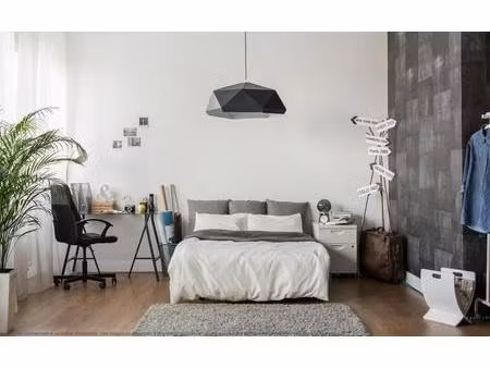 charmant t4 lumineux proche transports avec un jolie balcon et place de parking !